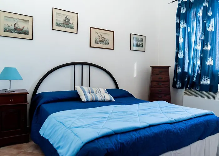 Nora Guesthouse Rooms And Villas